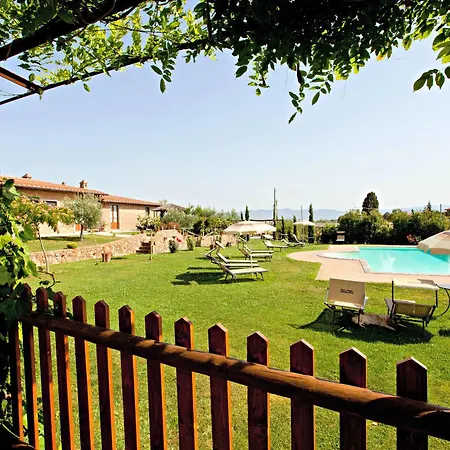 Pratovalle Vakantieboerderij *